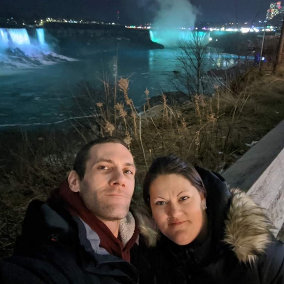 Meet your Posher, Sarah - Picture 2 of 2